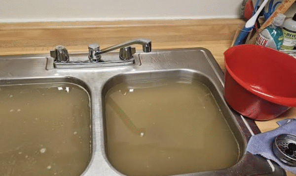 Grease From One Family Weekend Can Stop A Kitchen Drain